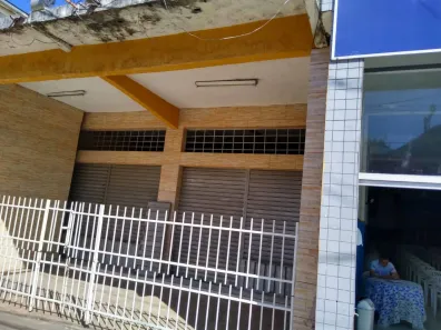 Casa com 2 Quartos à venda, 390m² no Retiro, Contagem