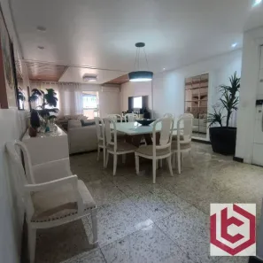 Apartamento com 3 Quartos à venda, 156m² no Gonzaga, Santos