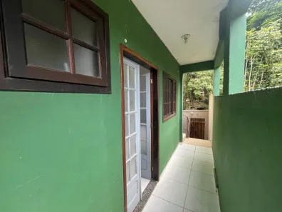 Casa com 2 Quartos para alugar, 50m² no Serra Grande, Niterói