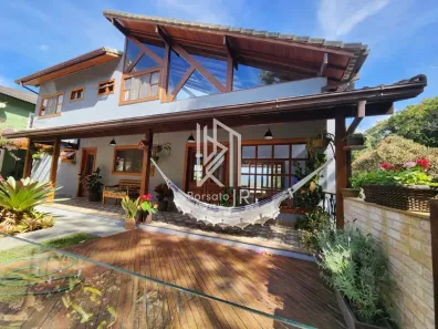 Casa de Condomínio com 3 Quartos à venda, 264m² no Vargem Grande, Teresópolis
