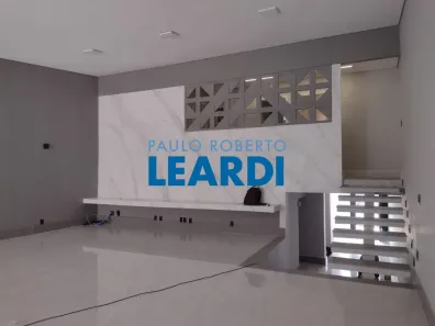 Sobrado com 4 Quartos à venda, 262m² no Jardim Bela Vista, Santo André