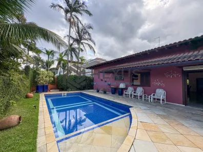 Casa de Condomínio com 5 Quartos à venda, 223m² no Enseada, Guarujá