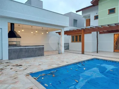 Sobrado com 3 Quartos à venda, 230m² no Parque dos Lagos, Mogi das Cruzes