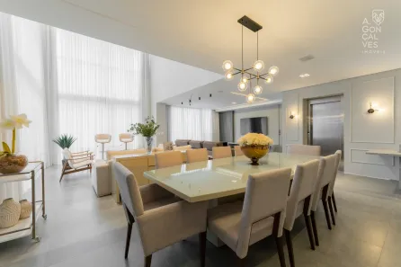 Apartamento com 3 Quartos para alugar, 230m² no Cabral, Curitiba