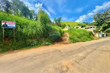 Lote/Terreno à venda, 1200m² no Centro, Ubá