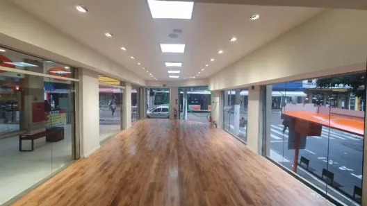 Ponto Comercial para alugar, 130m² no Pinheiros, São Paulo