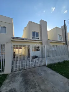 Sobrado com 2 Quartos para alugar, 78m² no Uvaranas, Ponta Grossa