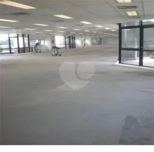 Sala Comercial para alugar, 1000m² no Vila Cordeiro, São Paulo