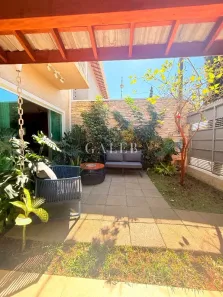 Sobrado com 3 Quartos à venda, 148m² no Vila Petrópolis, Atibaia