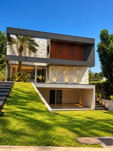 Casa de Condomínio com 5 Quartos à venda, 484m² no Residencial Aldeia do Vale, Goiânia