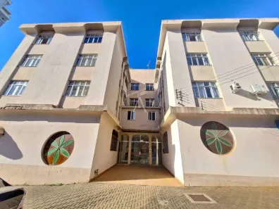 Apartamento com 3 Quartos para alugar, 95m² no Centro, Cascavel