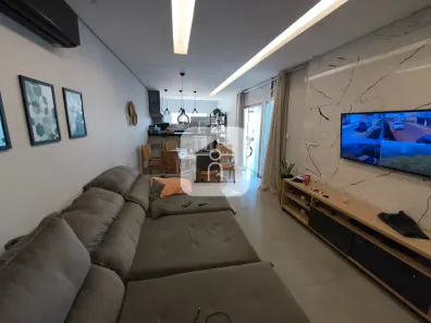 Casa com 2 Quartos para alugar, 130m² no Laranjeiras, Uberlândia