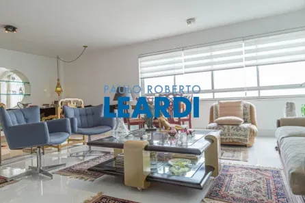 Apartamento com 3 Quartos à venda, 210m² no Santa Cecília, São Paulo