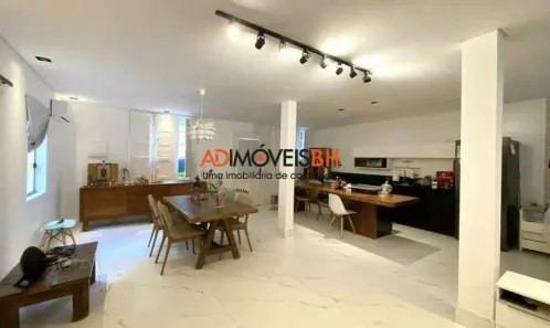 Casa com 6 Quartos à venda, 153m² no Lourdes, Belo Horizonte