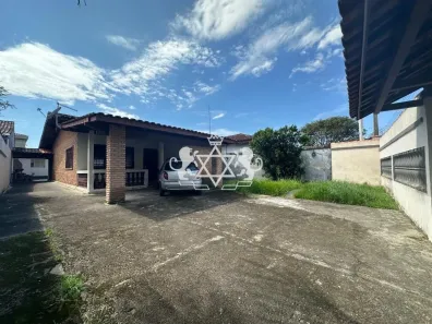 Casa com 3 Quartos à venda, 193m² no Jardim Brasil, Caraguatatuba