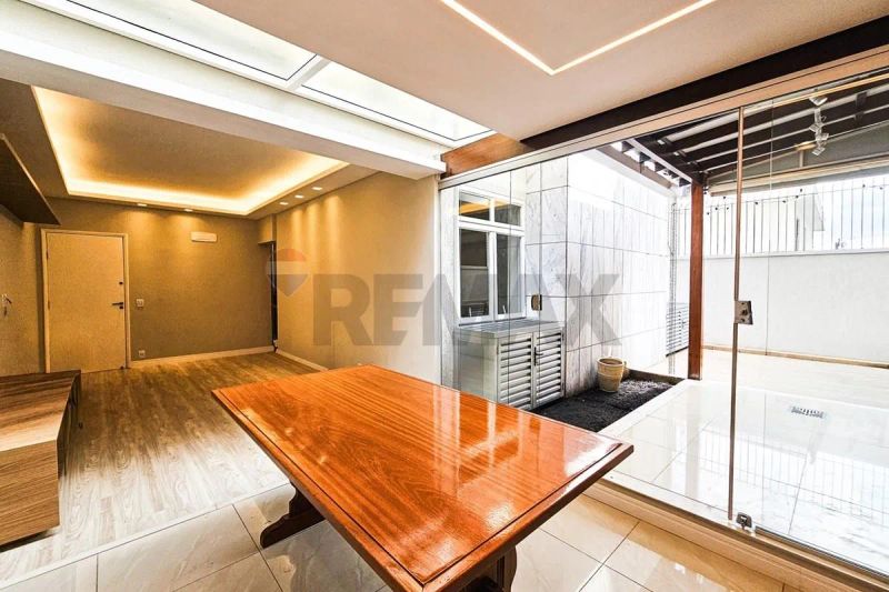 Apartamento com 3 quartos — Santo Antônio, Belo Horizonte