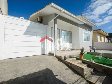 Casa com 2 Quartos à venda, 140m² no Forquilhas, São José