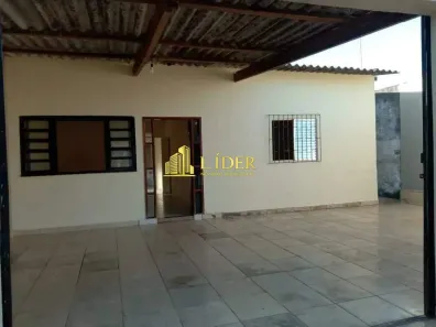 Casa com 3 Quartos à venda, 165m² no Jardim Ipanema, Uberlândia