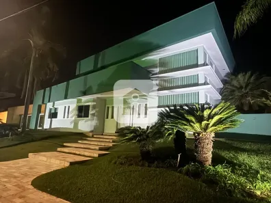Casa de Condomínio com 4 Quartos para alugar, 351m² no Nova Uberlândia, Uberlândia