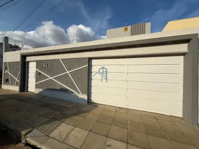 Casa com 4 Quartos à venda, 214m² no Candeias, Vitória da Conquista