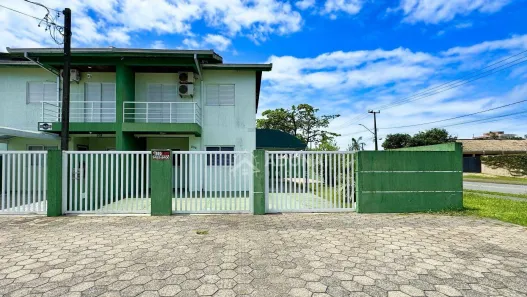 Sobrado com 3 Quartos à venda, 103m² no Centro, Guaratuba