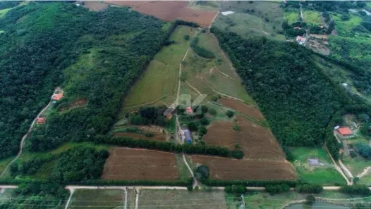 Fazenda/Sítio com 3 Quartos à venda, 150m² no Sousas, Campinas