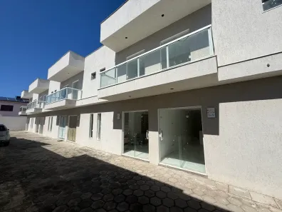 Casa de Condomínio com 3 Quartos para venda ou aluguel, 90m² no Ipitanga, Lauro de Freitas