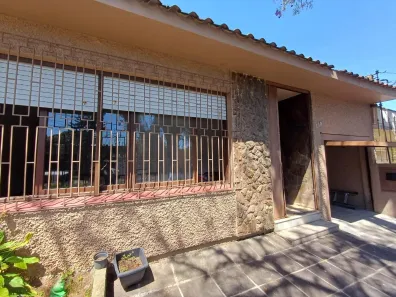 Casa com 5 Quartos à venda, 184m² no Nonoai, Porto Alegre