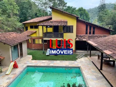 Casa de Condomínio com 4 Quartos à venda, 1800m² no Badu, Niterói