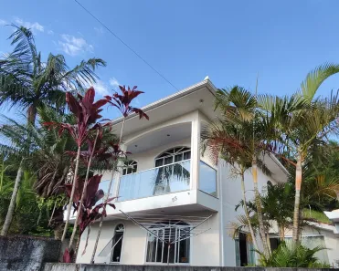 Sobrado com 4 Quartos à venda, 140m² no Enseada do Brito (Ens Brito), Palhoça
