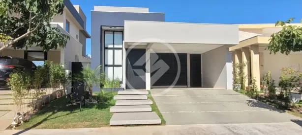 Casa de Condomínio com 3 Quartos à venda, 195m² no Condomínio Belvedere II, Cuiabá