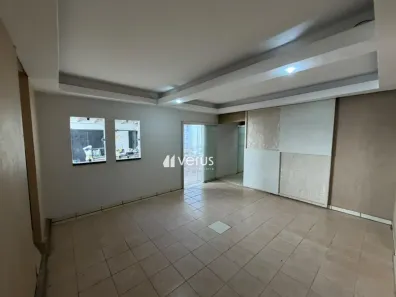 Casa com 3 Quartos para alugar, 221m² no Granada, Uberlândia