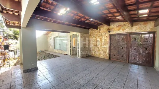 Casa com 3 Quartos à venda, 188m² no Jardim Campo Grande, São Paulo