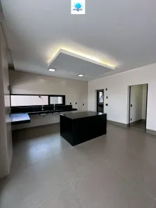 Casa com 4 Quartos à venda, 288m² no Jardins França, Goiânia
