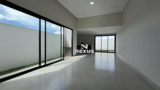 Casa de Condomínio com 3 Quartos à venda, 180m² no Novo Mundo, Uberlândia