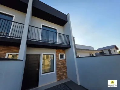 Sobrado com 2 Quartos à venda, 60m² no Vila Nova, Joinville