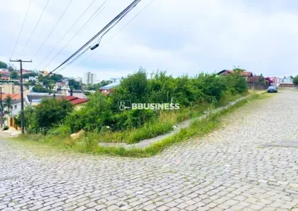 Lote/Terreno à venda, 502m² no Sanvitto, Caxias do Sul