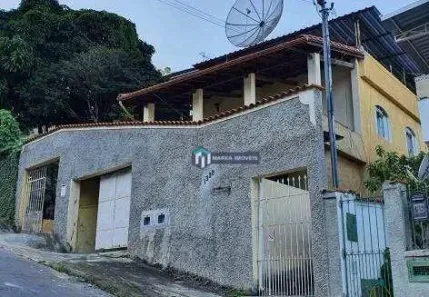 Casa com 3 Quartos à venda, 300m² no Bandeirantes, Juiz de Fora