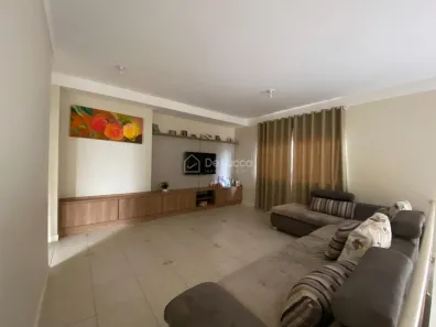 Sobrado com 4 Quartos à venda, 276m² no Jardim Planalto, Paulínia