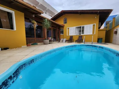 Casa com 3 Quartos à venda, 300m² no Centro, Florianópolis