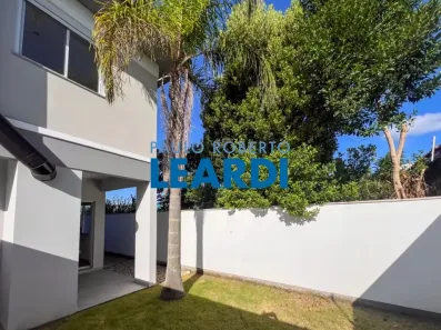 Casa com 3 Quartos à venda, 168m² no Campeche, Florianópolis