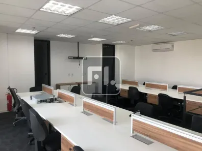 Sala Comercial à venda, 143m² no Cidade Monções, São Paulo
