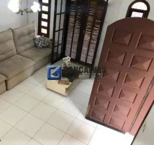 Sobrado com 3 Quartos para alugar, 278m² no Vila Valparaíso, Santo André