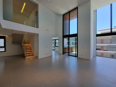 Cobertura com 3 Quartos à venda, 200m² no Jurerê, Florianópolis