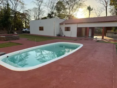 Fazenda/Sítio com 3 Quartos à venda, 180m² no Estância Jóckei Club, São José do Rio Preto