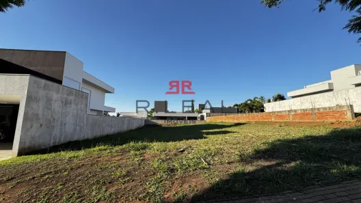 Lote/Terreno à venda, 601m² no Jardim Shangri-Lá, Bauru