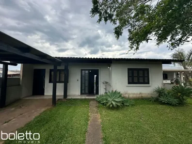 Casa com 4 Quartos à venda, 375m² no Torres, Torres