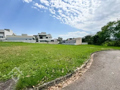 Lote/Terreno à venda, 300m² no Bairro do Grama, Caçapava