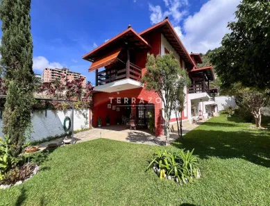 Casa com 4 Quartos à venda, 216m² no Taumaturgo, Teresópolis