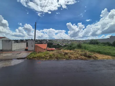 Lote/Terreno à venda, 360m² no Colúmbia, Londrina